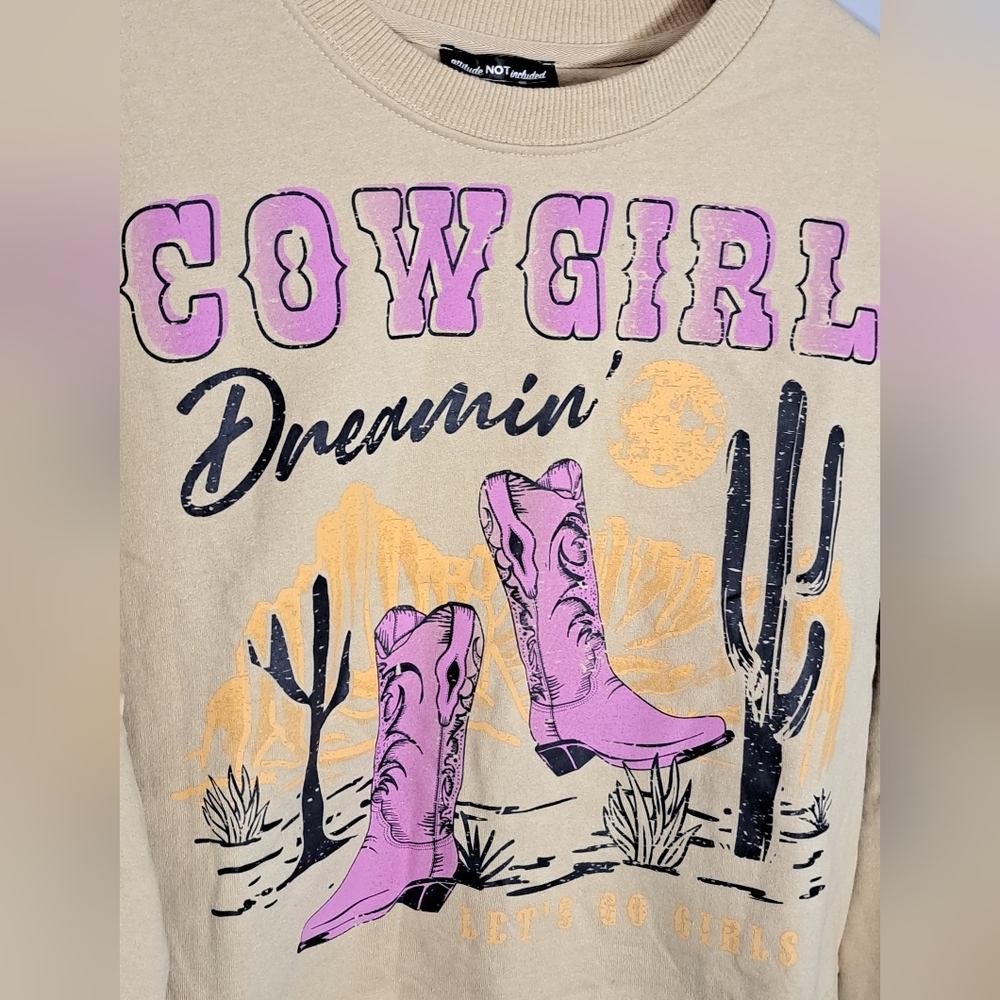 Cow Girl Dreamin Fleece Crewneck Sweater NWT Size Meduim - Picture 3 of 6